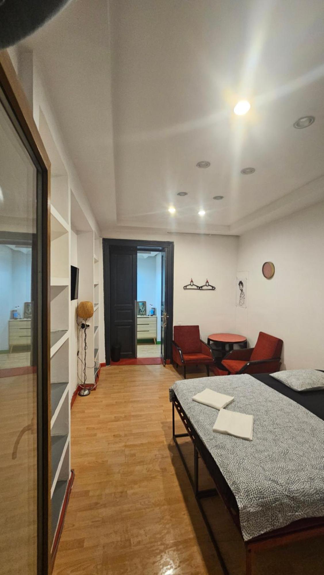 Homestay Victoriei54you Bucharest